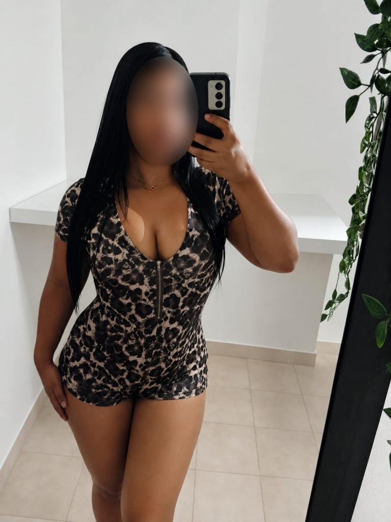 Chica busca chico en Tenerife: 
