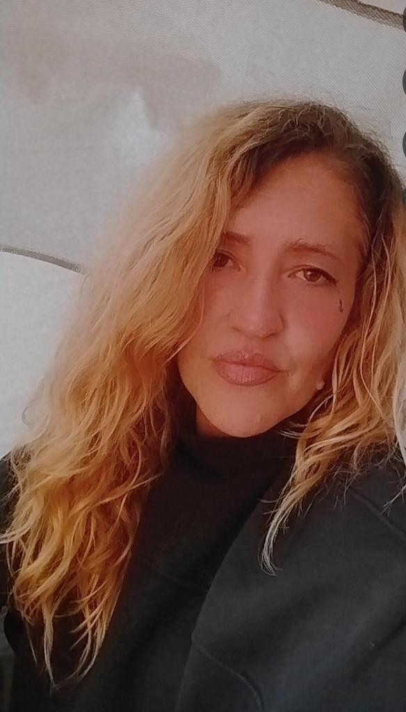 Chica busca chico en La Coruña: 