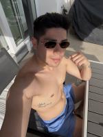 692543750: Chico busca chica en Barcelona
