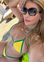 670631811: Chica busca chico en Málaga
