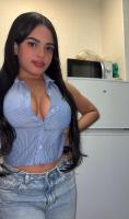 627463181: Chica busca chico en Sevilla