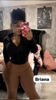 663186087: Chica busca chico en Sevilla