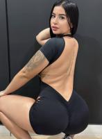 647734902: Chica busca chico en Barcelona