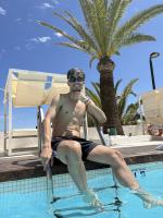663936078: Chico busca chica en Ibiza