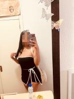 667575803: Chica busca chico en Sevilla