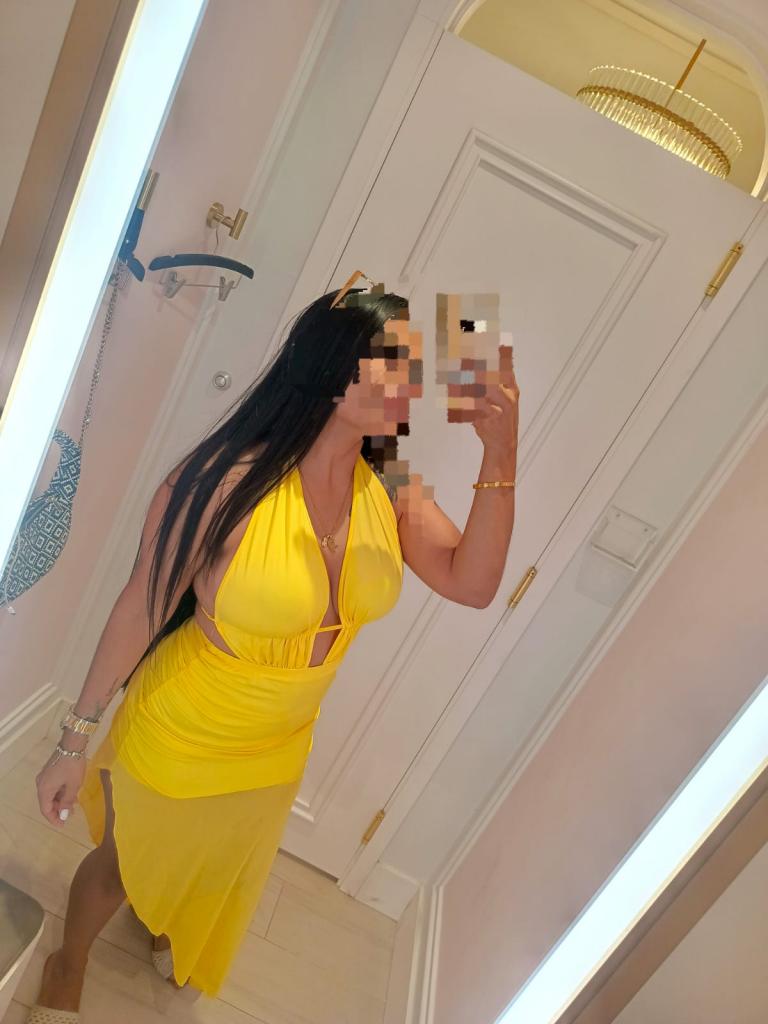 Chica busca chico en Cádiz: 