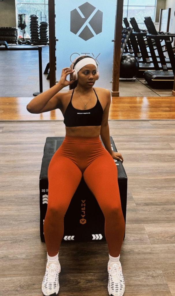 Chica busca chico en La Coruña: 