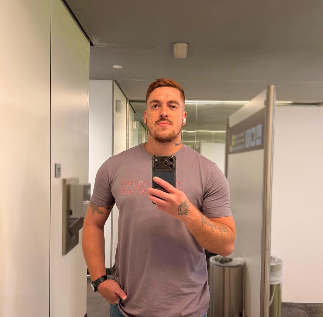 Chico busca chica en Las Palmas: 