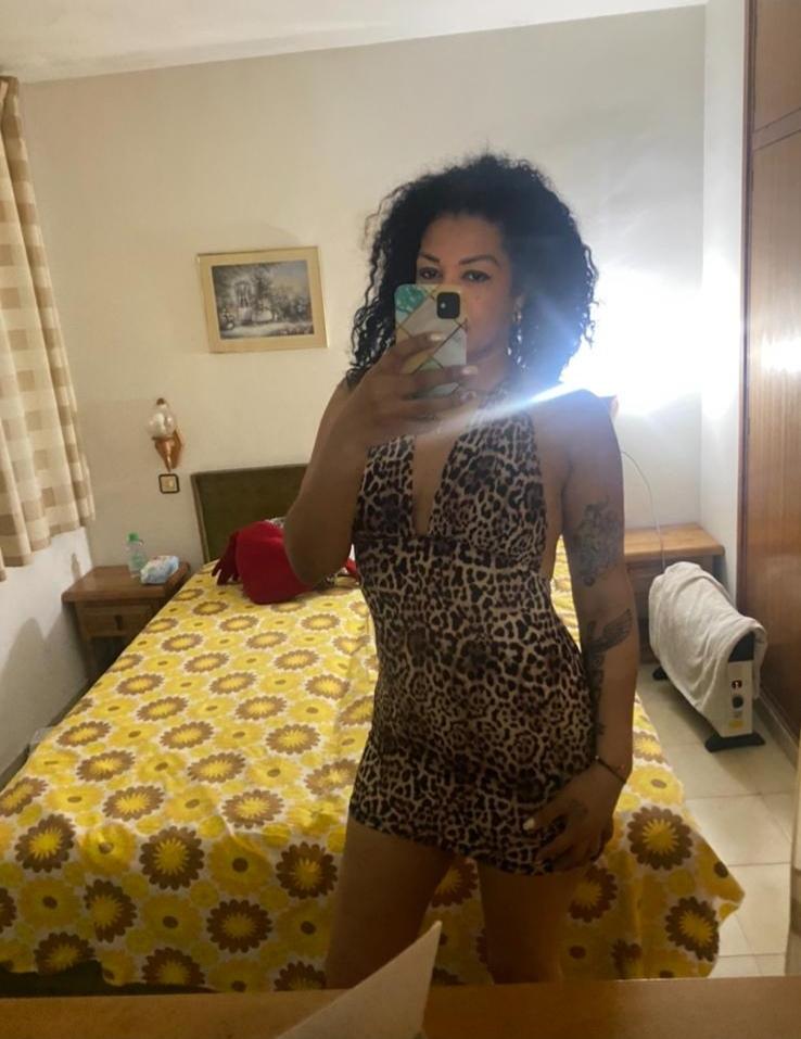 Chica busca chico en Tarragona: Chica busca chico