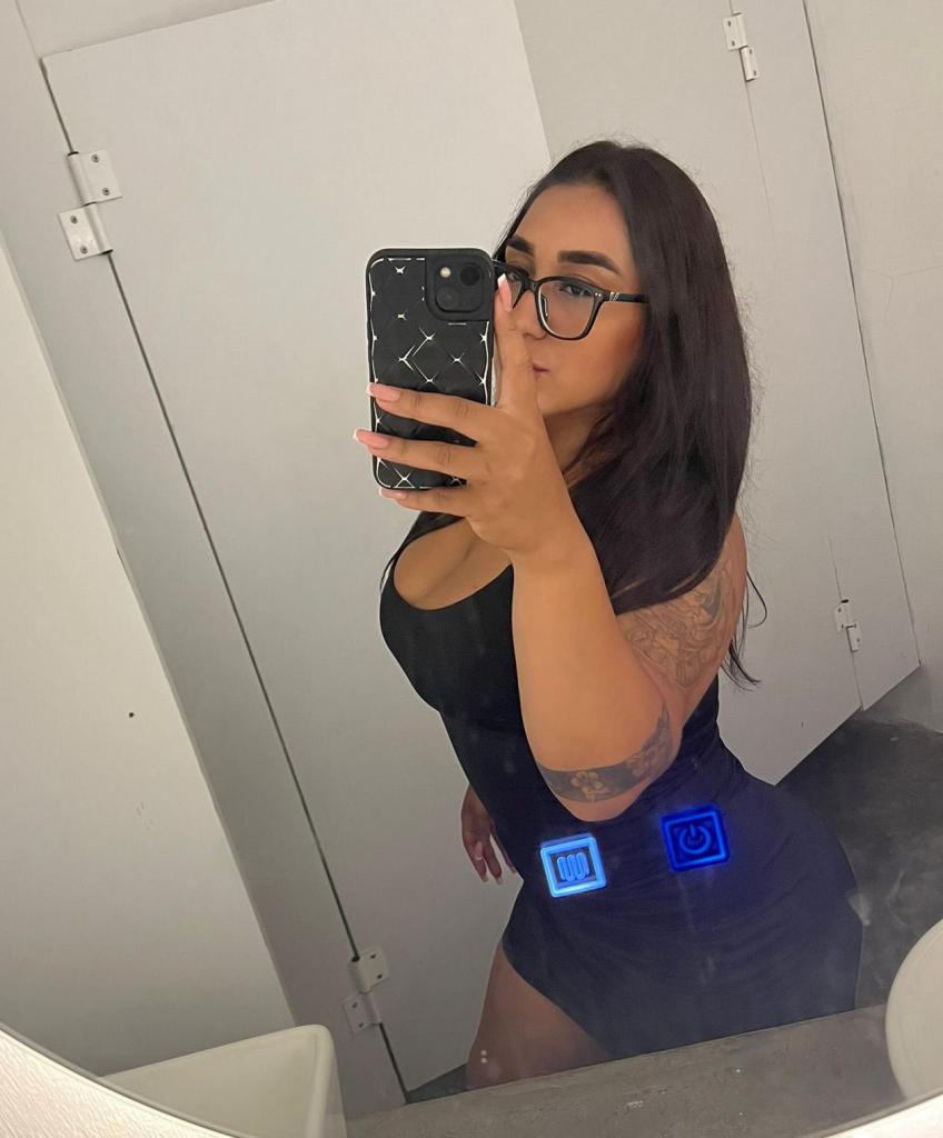 603184243: Chica busca chico en Sevilla