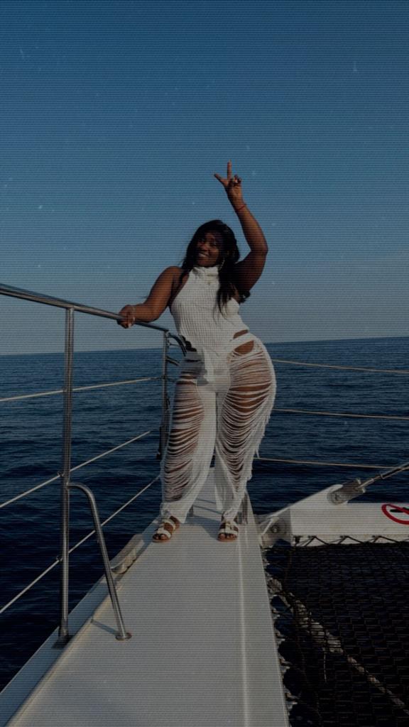 Chica busca chico en Barcelona: 