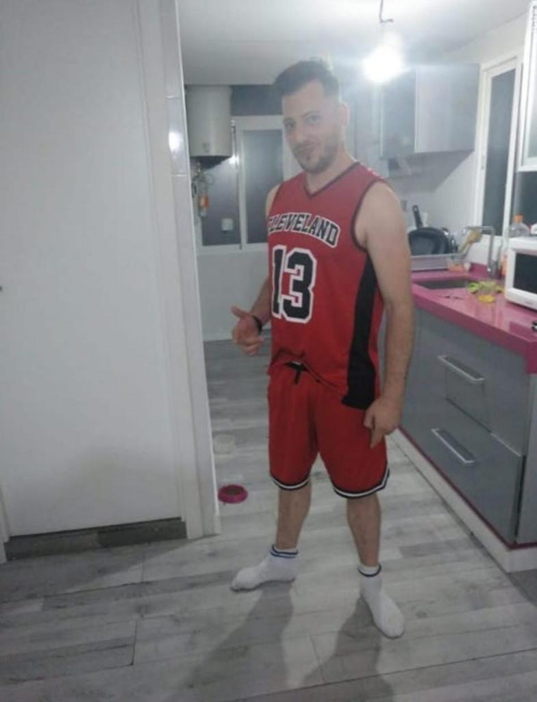 Chico busca chica en Valencia: 