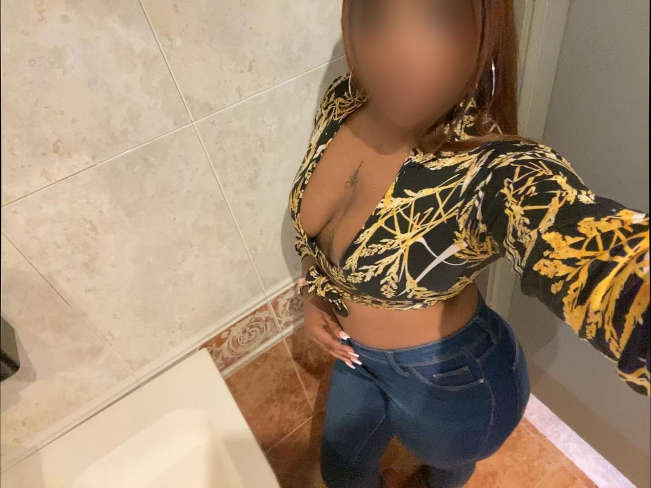 Chica busca chico en La Coruña: 