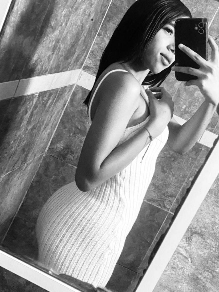 604357390: Chica busca chico en Jaén