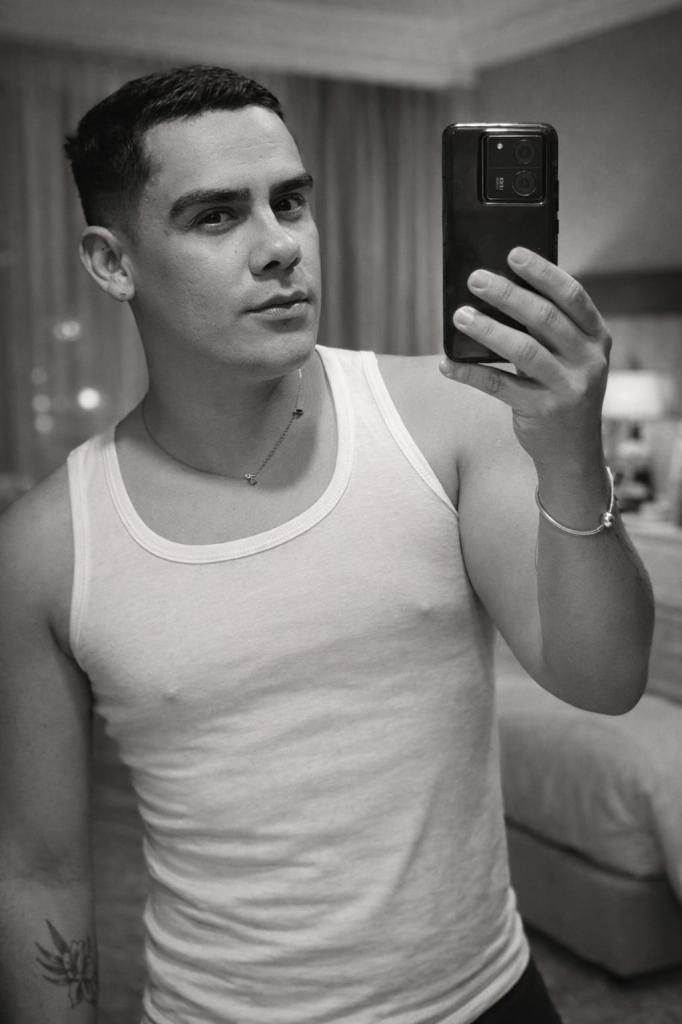 607080414: Chico busca chica en Madrid