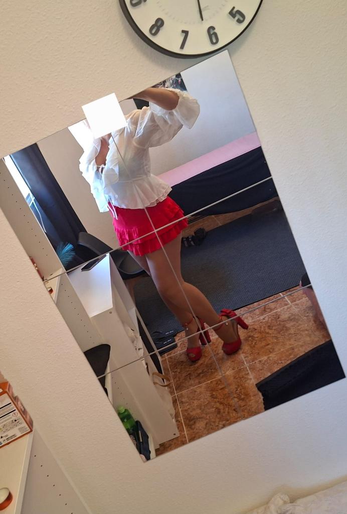 Chica busca chico en Murcia: 