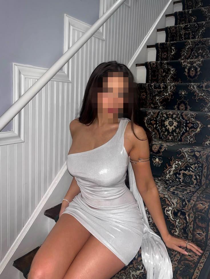 643476465: Chica busca chico en Mallorca