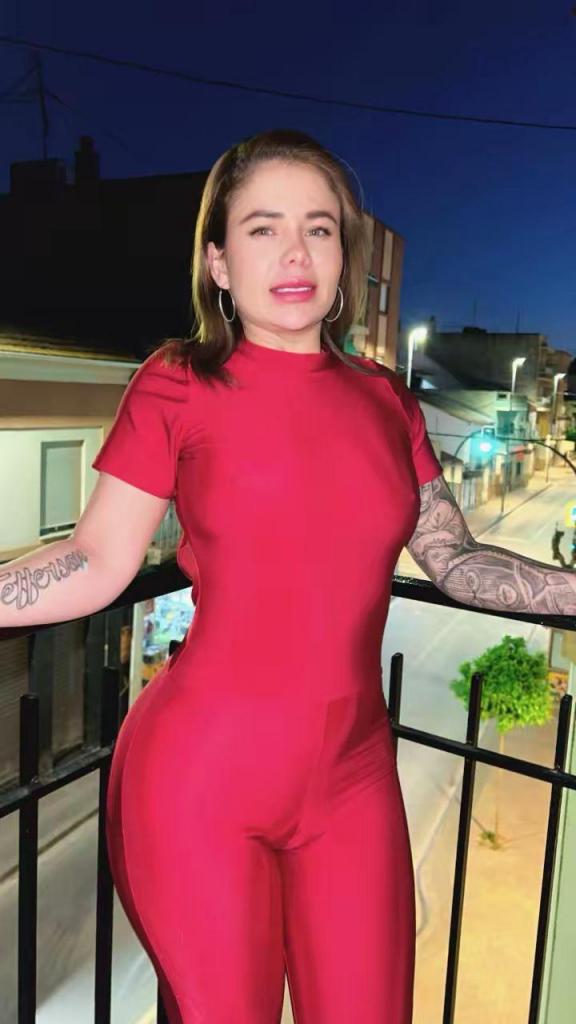 627045598: Chica busca chico en Murcia