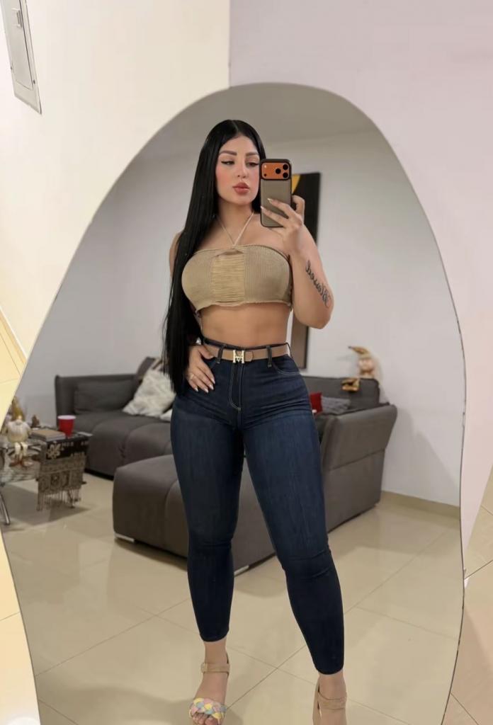 Chica busca chico en Tenerife: 