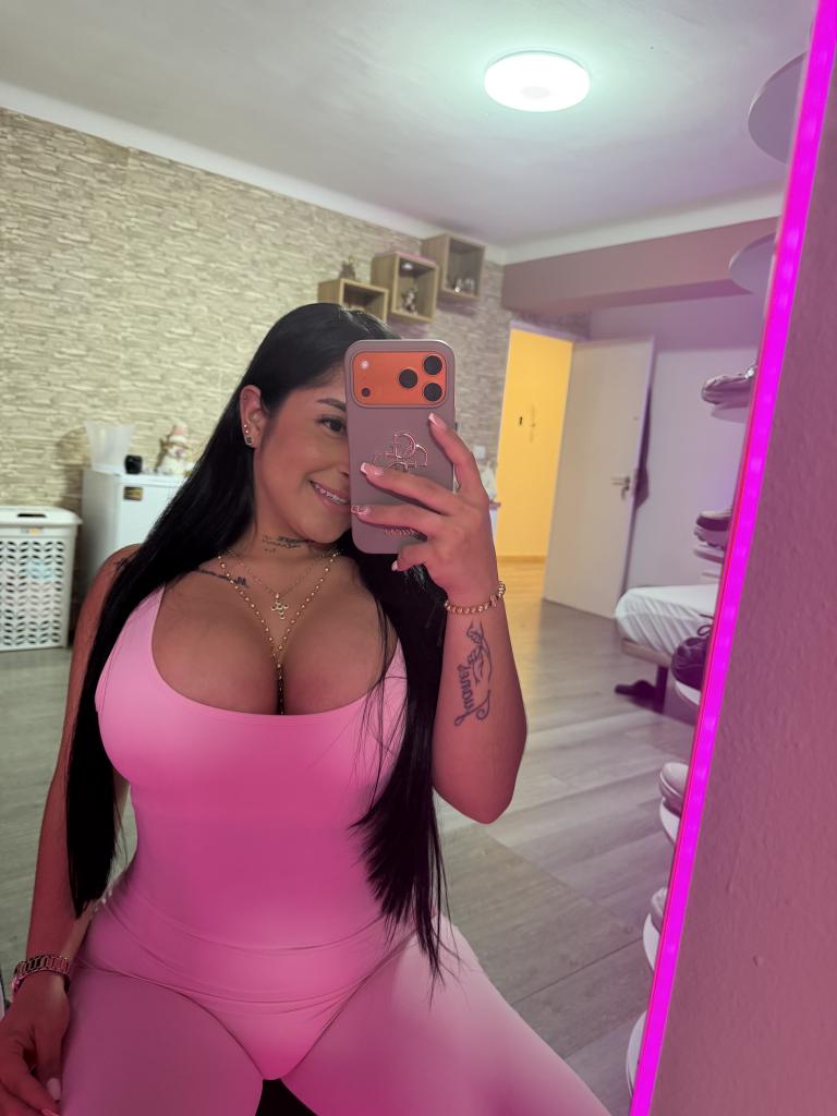 622729403: Chica busca chico en Ibiza