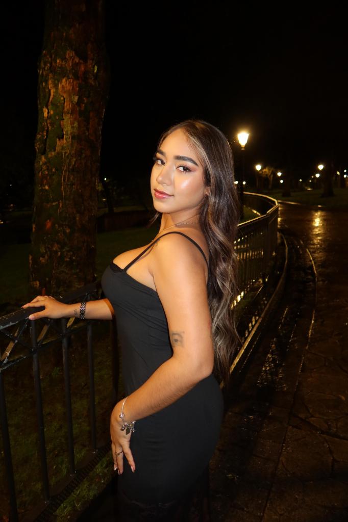 Chica busca chico en Tenerife: 