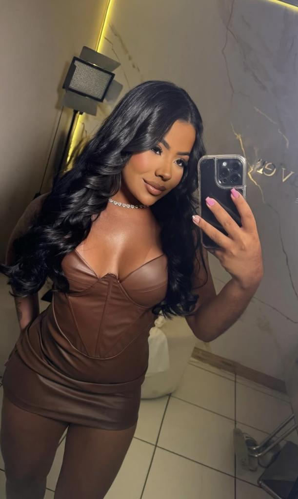 Chica busca chico en Tenerife: 