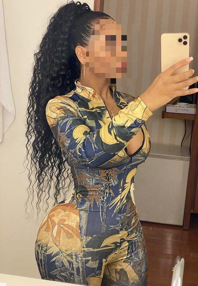 Chica busca chico en Sevilla: 