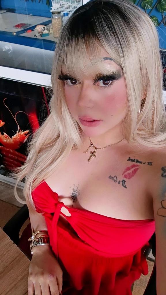 683138394: Chica busca chico en Málaga