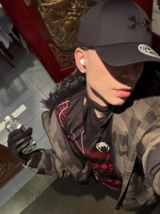 722137734: Chico busca chica en Barcelona