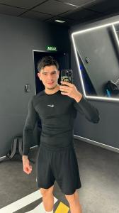 634641496: Chico busca chica en Pontevedra