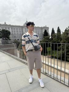 600110722: Chico busca chica en Madrid