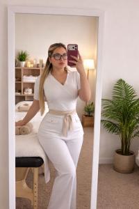 624147467: Chica busca chico en Madrid