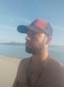 627935668: Chico busca chica en La Coruña