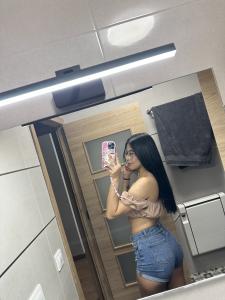 642449172: Chica busca chico en Barcelona