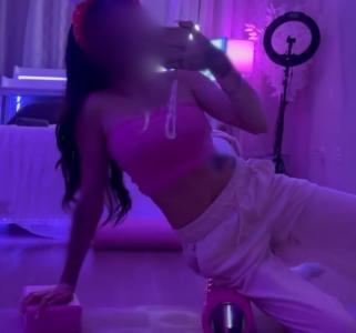 610781540: Chica busca chico en Sevilla