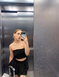 613458055: Chica busca chico en Alicante