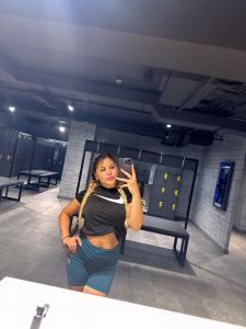 624147467: Chica busca chico en Madrid