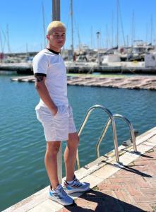 604340215: Chico busca chica en Sevilla