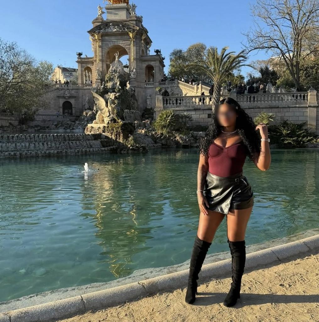 Chica busca chico en Tenerife: 