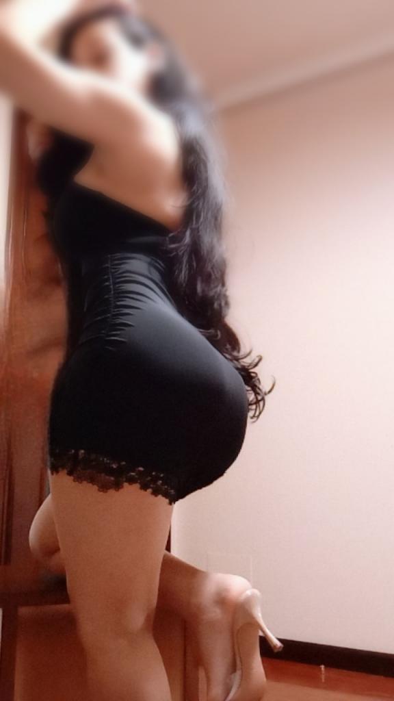 Chica busca chico en La Coruña: Chica busca chico