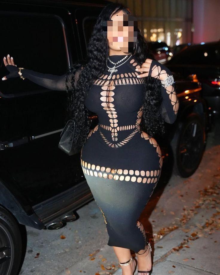 663186087: Chica busca chico en Sevilla