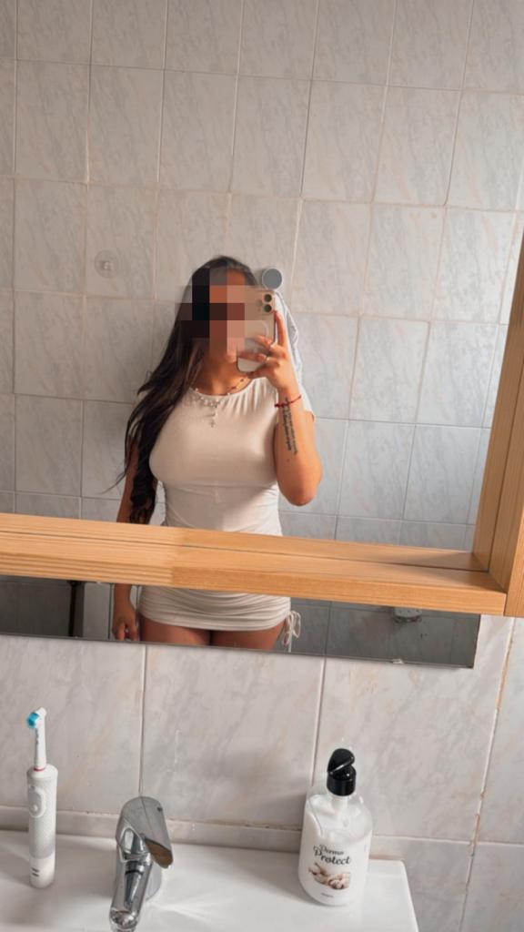 Chica busca chico en Granada: 
