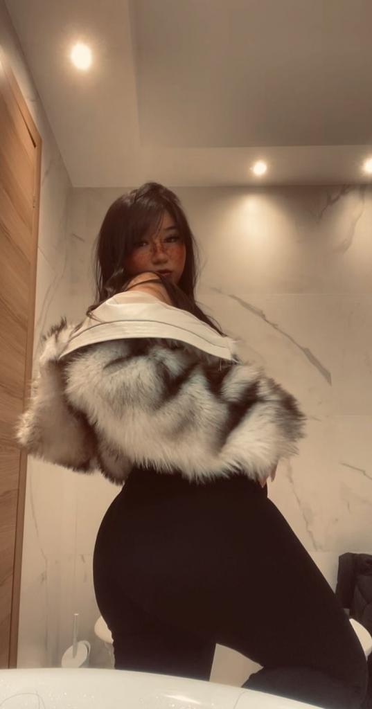 611241794: Chica busca chico en Alicante