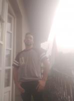 627935668: Chico busca chica en La Coruña