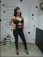 664318593: Chica busca chico en Sevilla