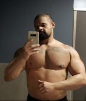 687716981: Chico busca chica en Barcelona