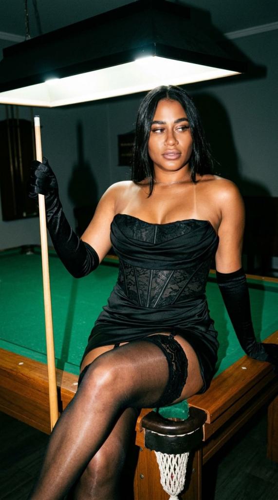 Chica busca chico en Burgos: 