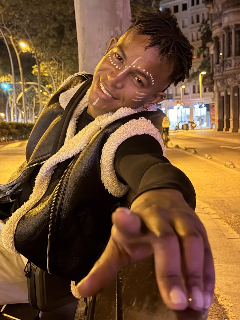 Chico busca chica en Barcelona: 