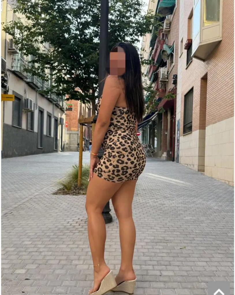 613207649: Chica busca chico en Navarra