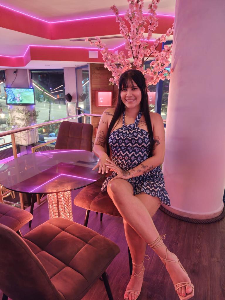 675792202: Chica busca chico en Pontevedra